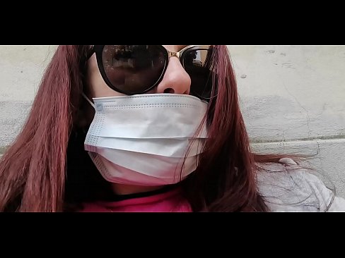 ❤️ Nicoletta heyfa xwe ji cîrana xwe hildide û di garaja wî de dişewite (Karantîna Italiantalî ya Taybet Covid19) Sex li ku.villagesexvideos.ru